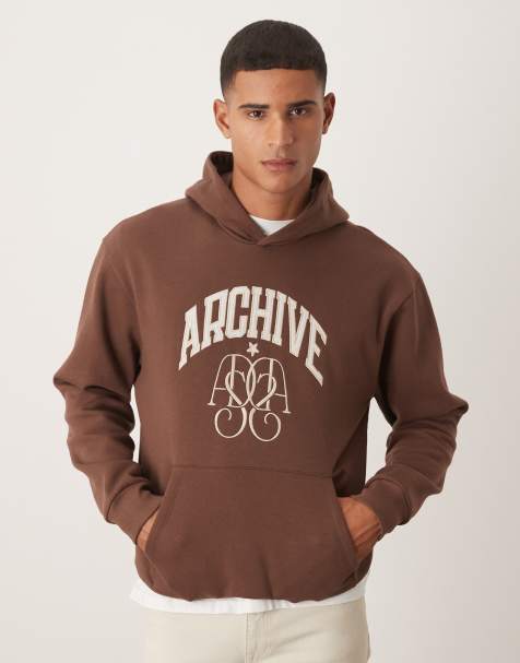 ASOS DESIGN - Felpa con cappuccio marrone con stampa street ricamata - view 1