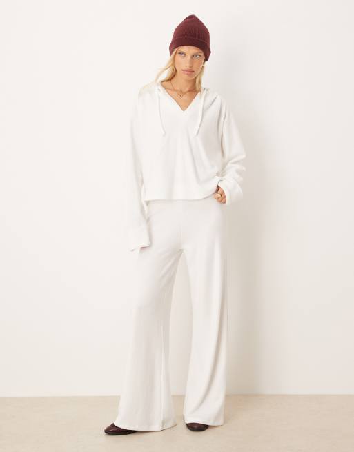 ASOS DESIGN - Felpa con cappuccio morbidissima bianco inverno con polsini risvoltati, 2 di 4