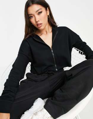 ASOS DESIGN - Felpa con cappuccio super corta con cerniera lampo, colore nero