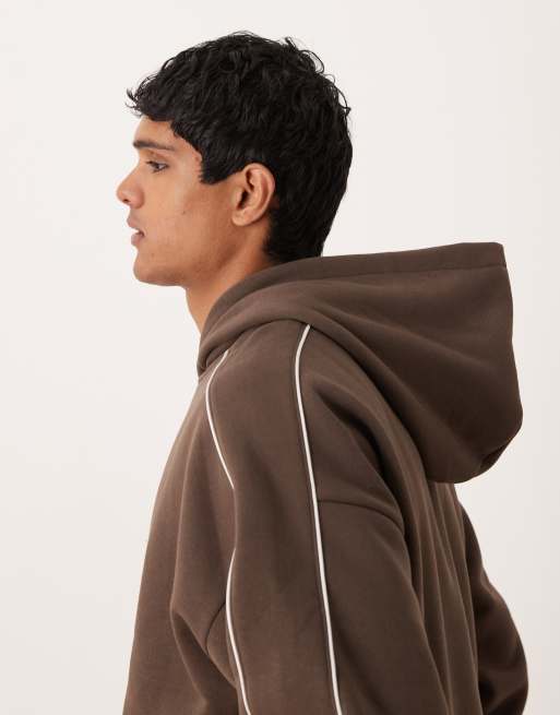 ASOS DESIGN - Felpa con cappuccio super oversize squadrata marrone con profili in coordinato, 4 di 5