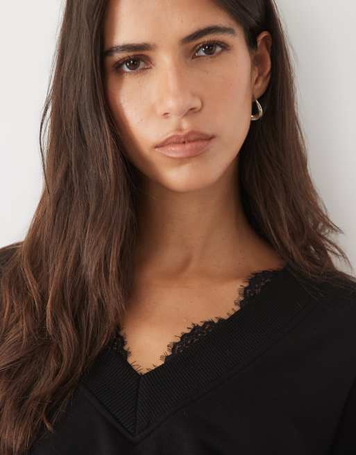 ASOS DESIGN felpa con scollo a V e bordo in pizzo nera, 3 di 4