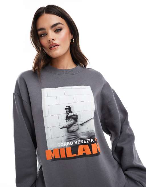 ASOS DESIGN - Felpa oversize color antracite con stampa grafica 