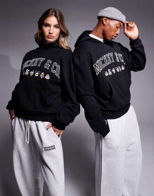 ASOS DESIGN - Felpa oversize unisex squadrata nera con cappuccio e ricami con Topolino e amici