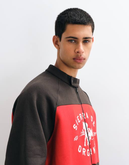 ASOS DESIGN felpa relaxed con zip, collo ampio, dettagli cut and sew e stampa, marrone e rosso, 4 di 5