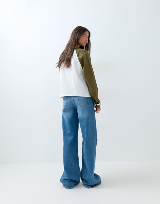 ASOS DESIGN - Felpa squadrata color kaki e crema con maniche raglan a contrasto, 2 di 5