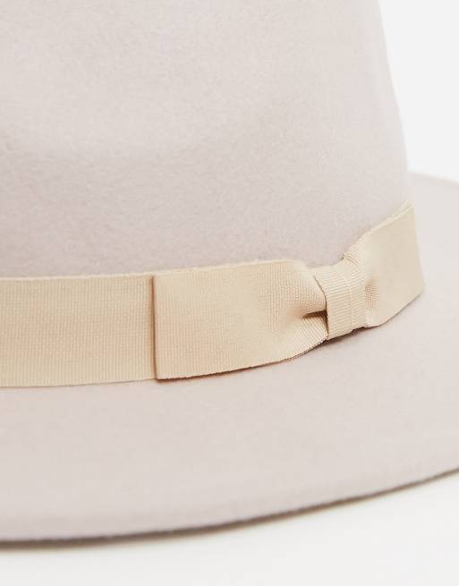ASOS DESIGN felt fedora hat in camel with matching band, 3 of 4