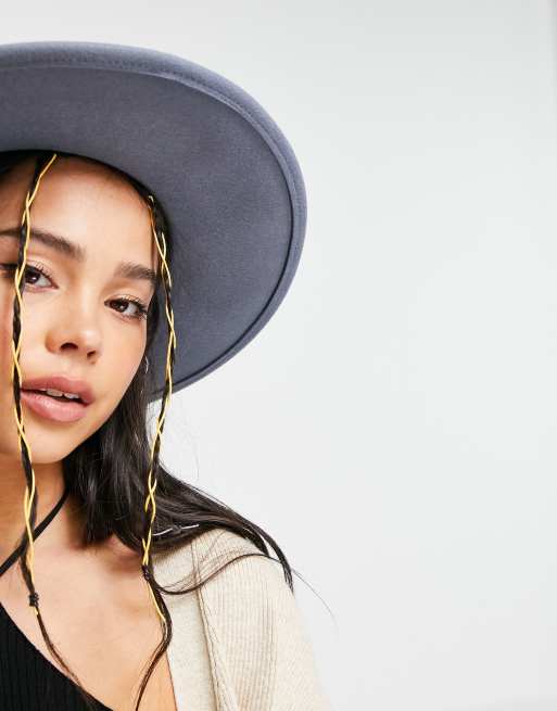 ASOS DESIGN felt fedora hat with wide brim in blue with size adjuster, 3 of 4