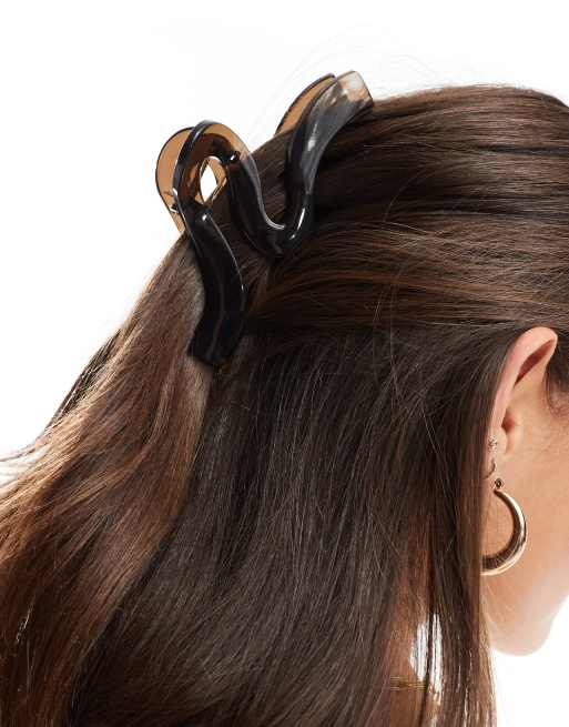 ASOS DESIGN - Fermaglio per capelli XL marrone con dettaglio ondulato