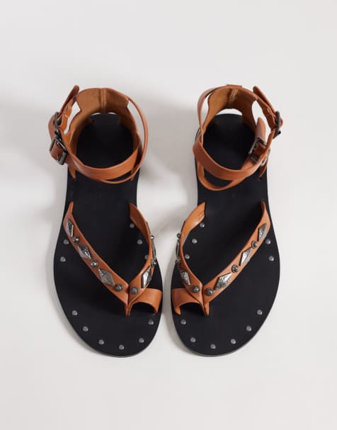 ASOS DESIGN - Ferris - Platte gladiatorsandalen met studs in lichtbruin - view 1