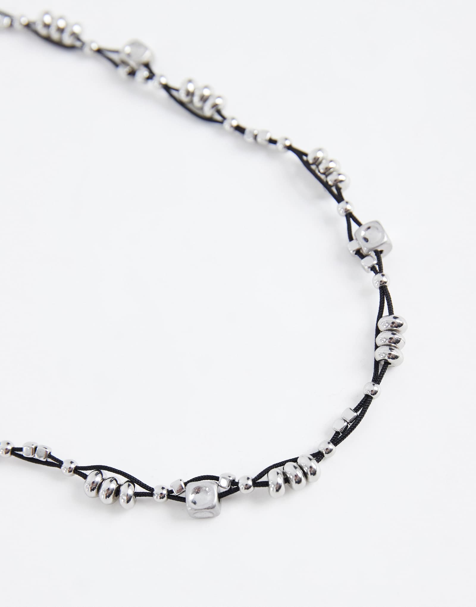 Колье из черного шнура и квадратного бисера ASOS DESIGN festival в разноцветном исполнении