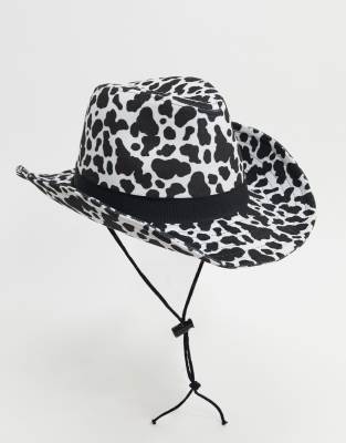 black and white cowboy hat