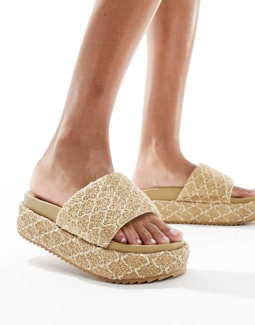 ASOS DESIGN - Festival - Naturfarvede flatform-sandaler i flet