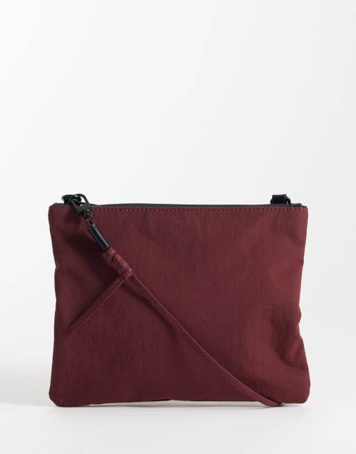 ASOS DESIGN - Festival - Tech crossbody tas in bordeauxrood, 2 van 4
