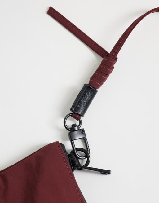 ASOS DESIGN - Festival - Tech crossbody tas in bordeauxrood, 3 van 4