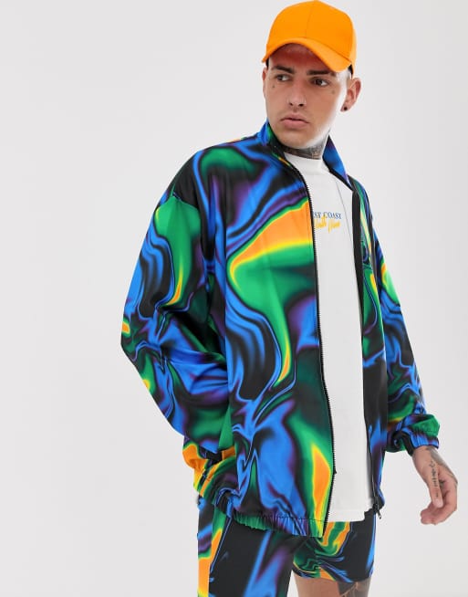 ASOS DESIGN – Festival – Vågmönstrat set med shorts och jacka, 2 av 3