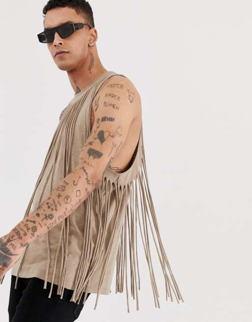 ASOS DESIGN – Festiwal – Podkoszulek o luźnym kroju z frędzlami do okoła i z tkaniny wyglądającej jak len