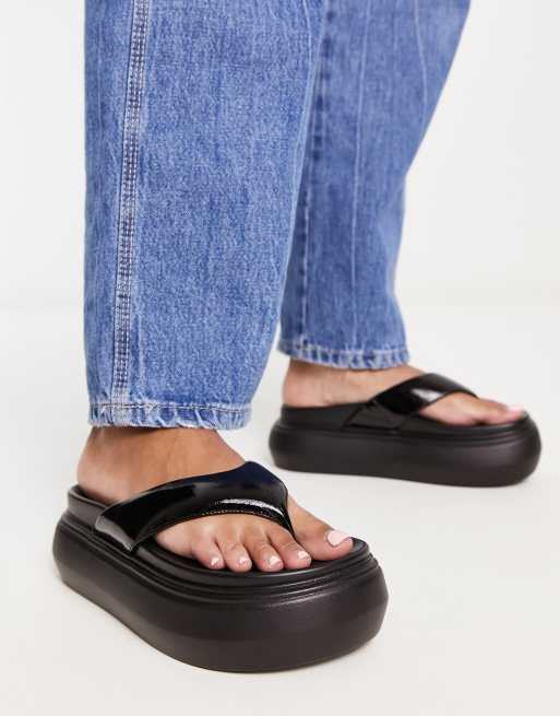 ASOS DESIGN - Fiesty - Sorte flatform-sandaler med tårem, 4 af 4