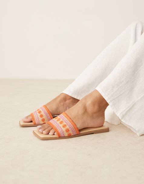 ASOS DESIGN - Fig - Platte open sandalen met vierkante neus en borduursels in naturel - view 1