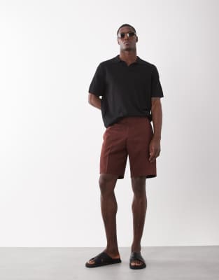 Figurbetonte Regular-Fit-Shorts in Burgunderrot Rot 46