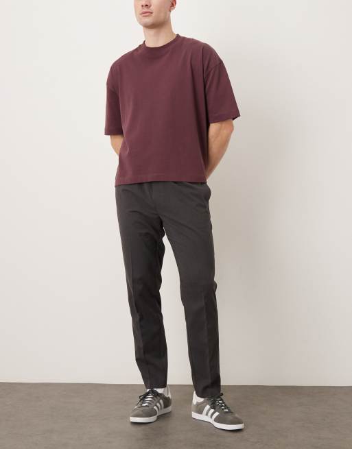 ASOS DESIGN – Figurbetonte, schmal zulaufende Schlupfhose aus Flanell in Anthrazit, 2 von 5