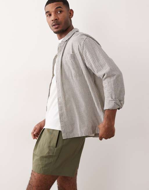 ASOS DESIGN – Figurbetonte Shorts in Olivgrün mit hohem Leinenanteil und weitem Schnitt, 4 von 5