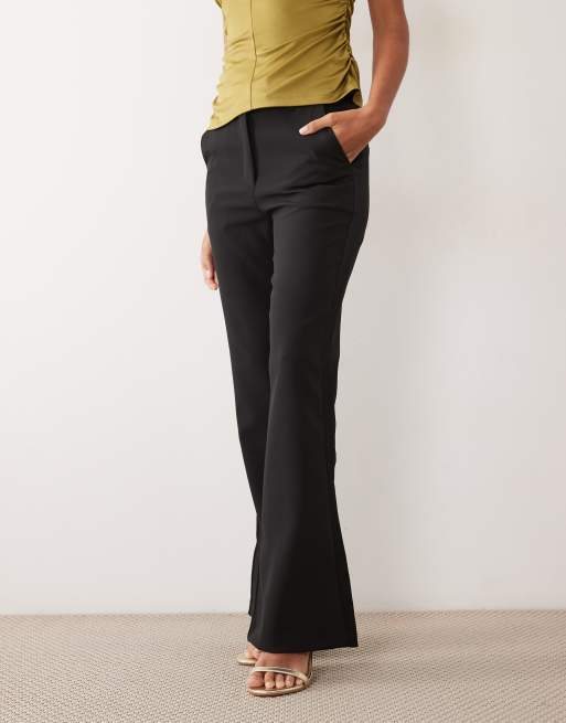 ASOS DESIGN figurbetonte Smoking-Schlaghose in Schwarz, 2 von 5