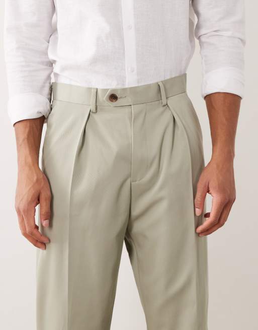 ASOS DESIGN – Figurbetonte Twill-Hose in Salbeigrün mit Karottenschnitt und Umschlag, 4 von 5