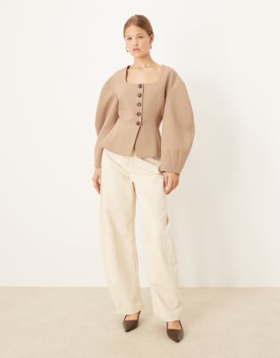 ASOS DESIGN - Figurbetonter, taillierter Blazer in Camel mit Kokonärmeln-Neutral