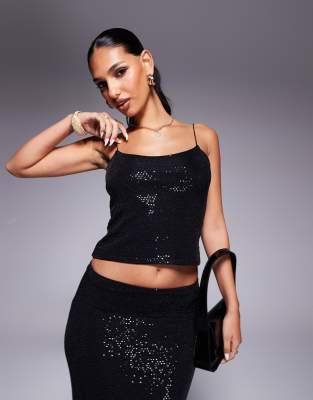 ASOS DESIGN - Figurbetontes Camisole-Oberteil in Schwarz mit glitzernder Folienoptik und U-Ausschnitt, Kombiteil