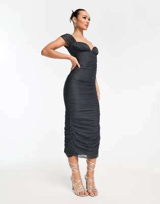 ASOS DESIGN - Figurbetontes, gerafftes Midikleid in Anthrazit-Grau