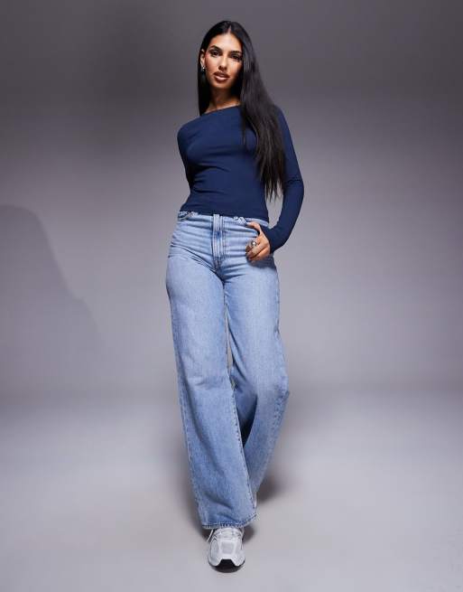 ASOS DESIGN – Figurbetontes, langärmliges Oberteil aus Polyamid in Marineblau, 3 von 4