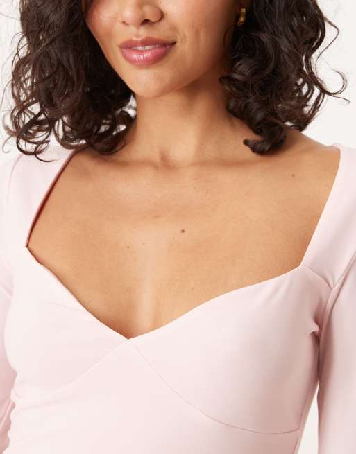 ASOS DESIGN – Figurbetontes, langärmliges Oberteil in Rosa mit Herzausschnitt-Detail, 2 von 4
