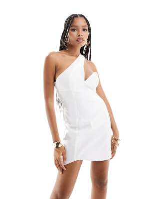 ASOS DESIGN - Figurbetontes Minikleid in Elfenbein mit One-Shoulder-Träger-Weiß