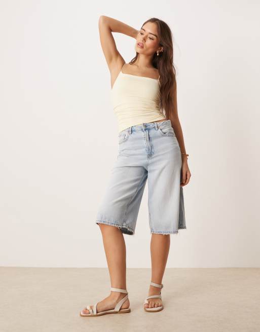 ASOS DESIGN – Figurbetontes Trägertop in Buttergelb mit Spaghettiträgern und seitlicher Raffung, 3 von 4