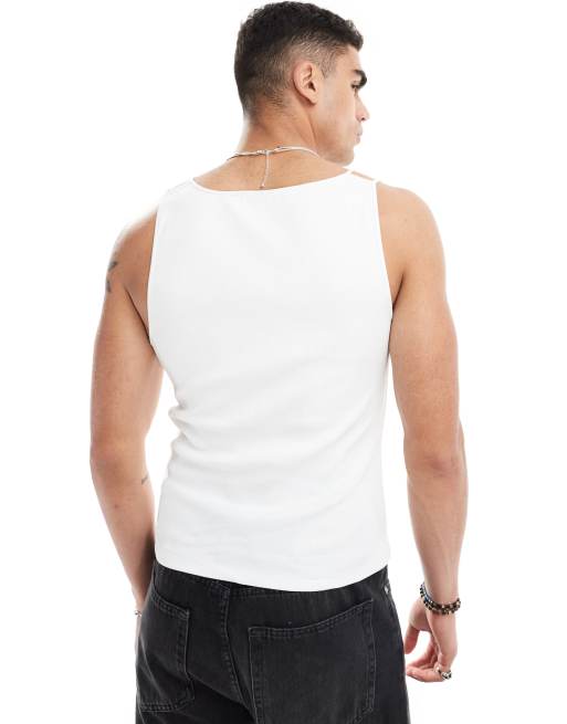 ASOS DESIGN – Figurbetontes Trägertop in Weiß mit schmalen Doppelträgern, 2 von 4