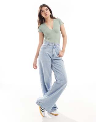 Thumbnail - ASOS DESIGN - Figurformender, kurzärmliger, nahtloser Body in Salbeigrün mit Einfassungen, Kombiteil