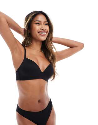 ASOS DESIGN - Figurformender Push-up-BH in Schwarz ohne Bügel