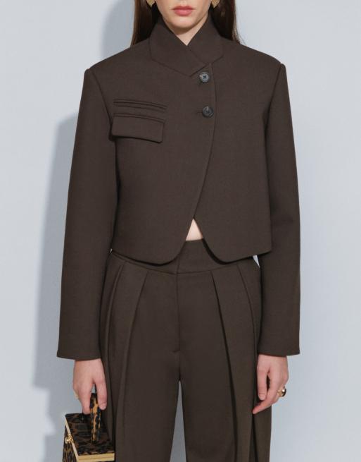 ASOS DESIGN figursydd blazer i ulllook, boxig och kort modell med hög krage i khaki, 4 av 7