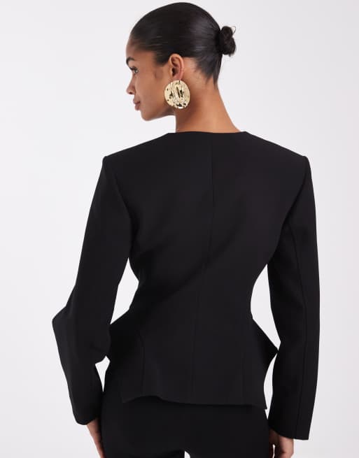ASOS DESIGN figursydd jacka med peplumfåll, 2 av 4