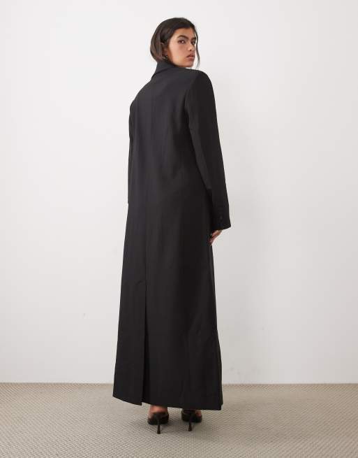 ASOS DESIGN figursydd lång modell med markerade axlar, smokingkavaj-set i svart, 4 av 4