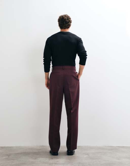 ASOS DESIGN figursydda byxor med skärp och vida ben i burgundy, 2 av 5