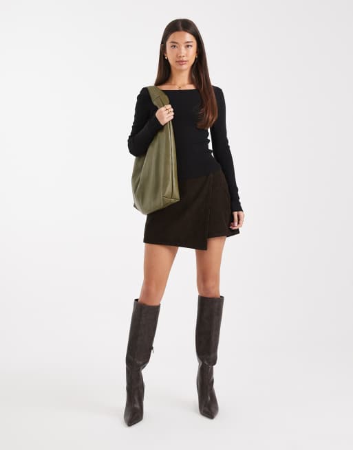 ASOS DESIGN - Fijngebreide top met strik op de rug in zwart, 3 van 4