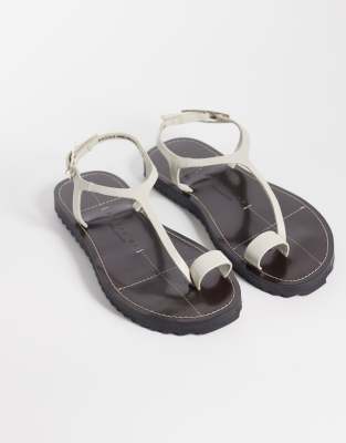 Filomena - Sandales en cuir de qualité supérieure avec fine boucle à l'orteil et détails en point de surjet - Blanc 38