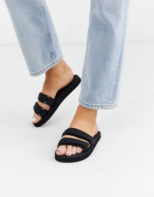ASOS DESIGN – Finite – Sportliche Pool-Slider in Schwarz