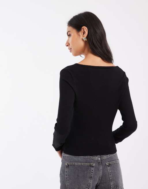 ASOS DESIGN finstrikket langærmet top med guldfarvede detaljer i sort, 4 af 4