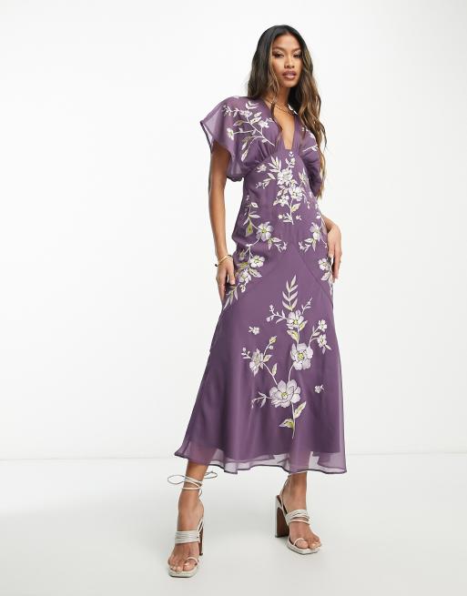 ASOS DESIGN – Fioletowa sukienka midi z nietoperzowymi rękawami w haftowany kwiatowy wzór