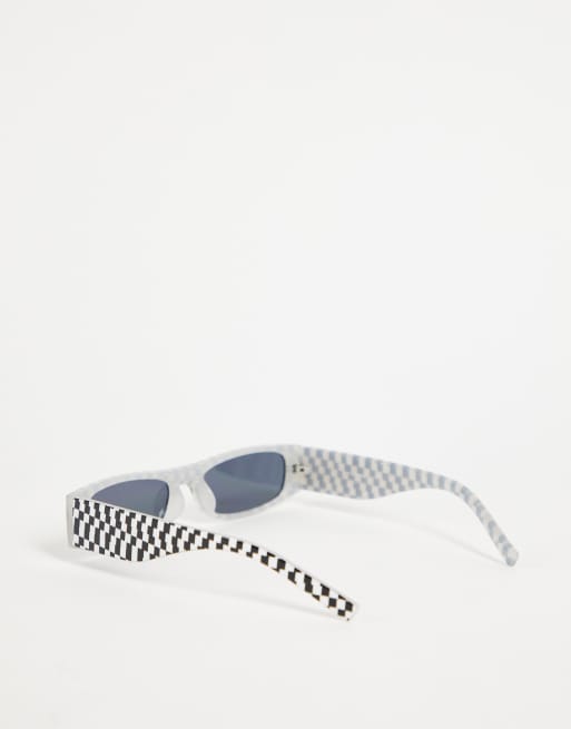 ASOS DESIGN - Firkantede mini-solbriller med sorte og hvide skaktern, 2 af 4