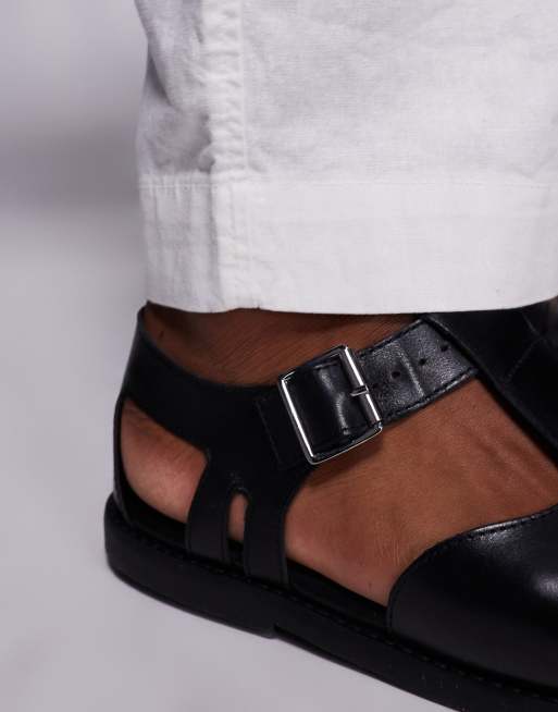 ASOS DESIGN – Fischer-Sandalen aus Leder in Schwarz mit geschlossenem Design, 3 von 4