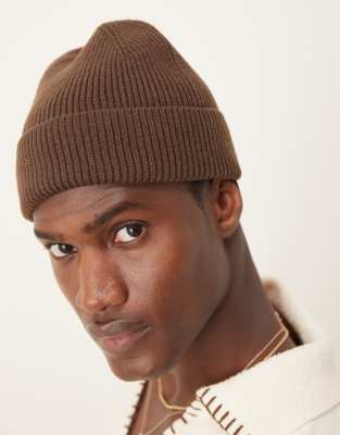 ASOS DESIGN ASOS DESIGN fisherman beanie in brown