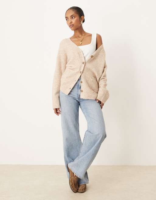 ASOS DESIGN fisherman rib boyfriend cardigan in oatmeal, 3 of 4
